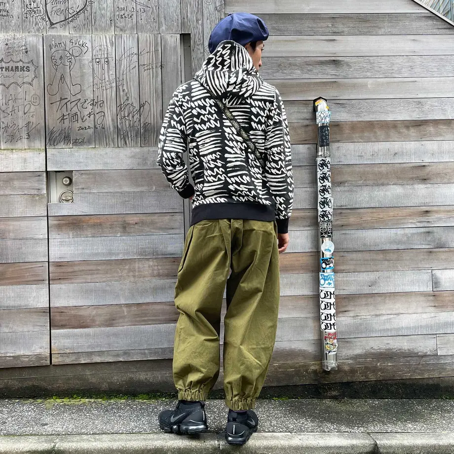 5f718ff6fbe5b5330c7b9682