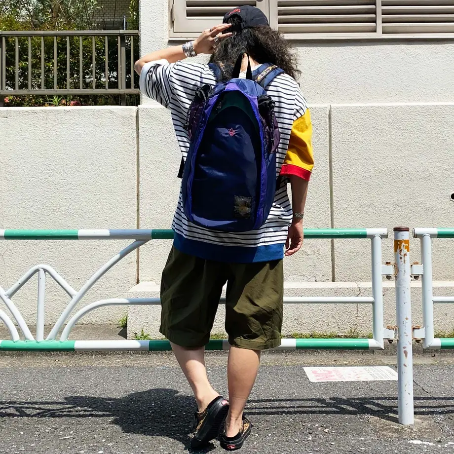 5e7997352a9a4272c3a791c6