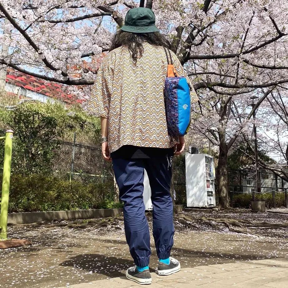6084d4cbe70dc43e83b389d3