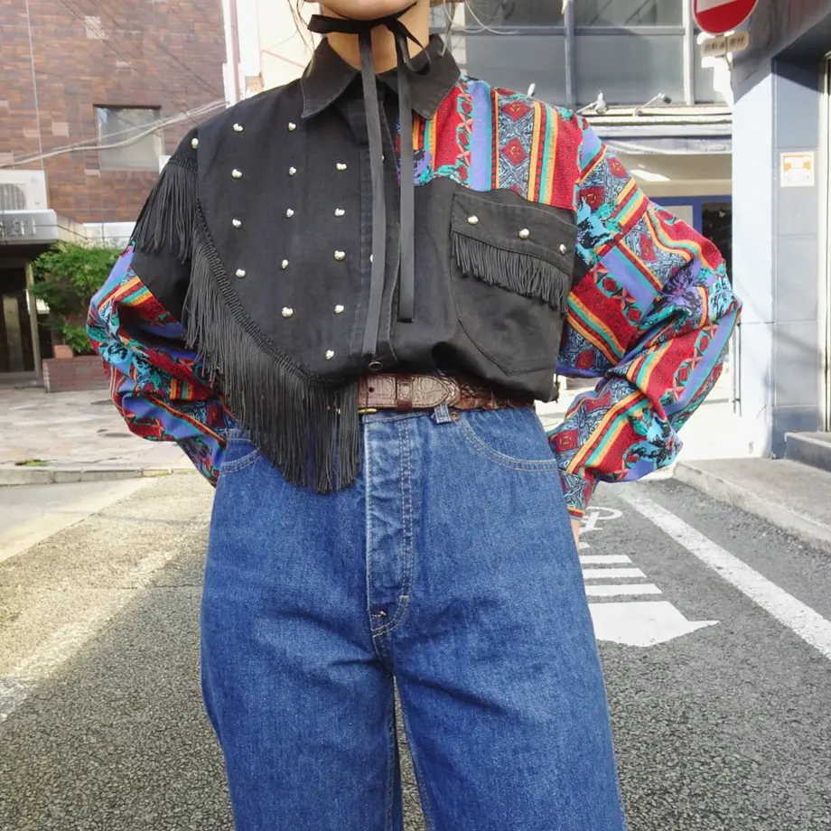 60962b3ee70dc4382aae918a
