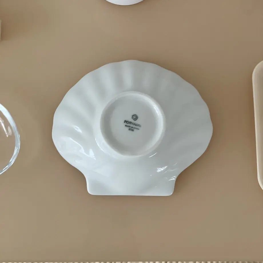 61187f88e4943379621d6d5c