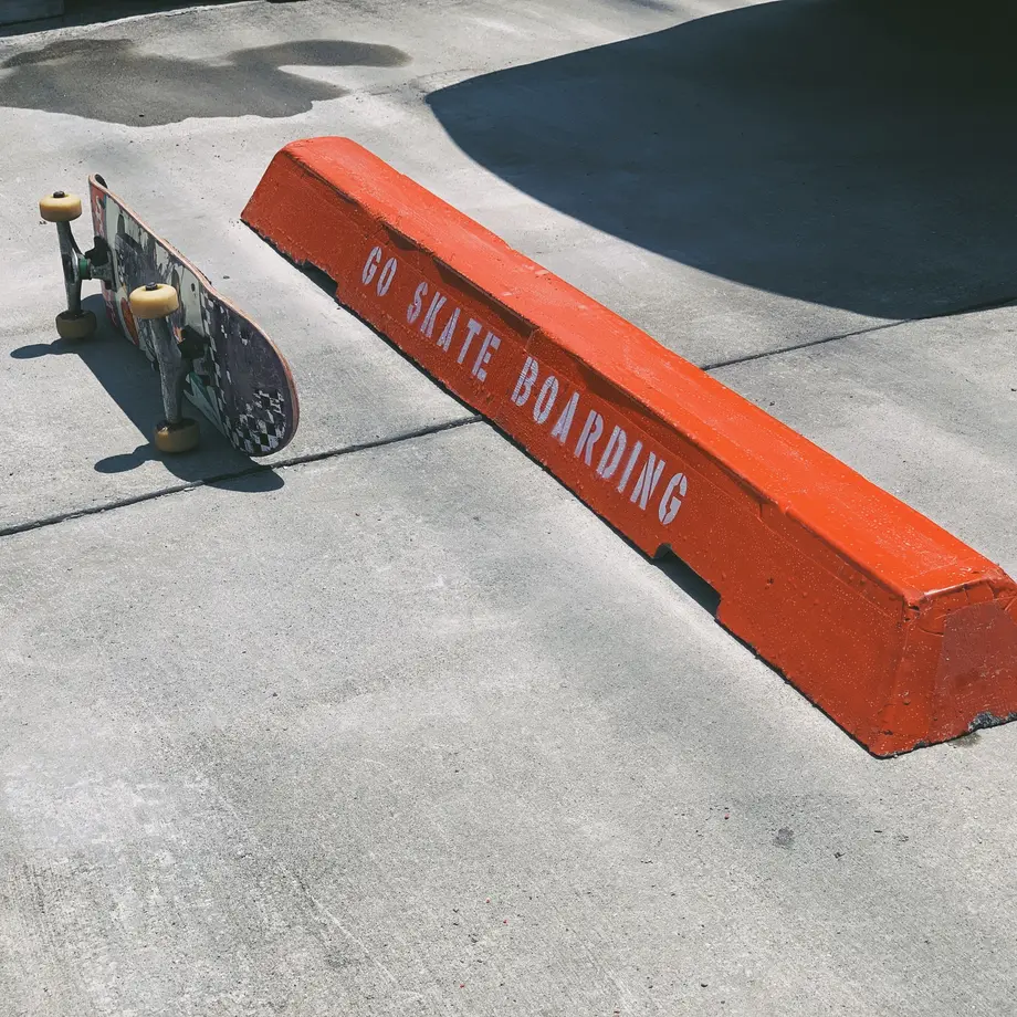 US PARKING BLOCK 180cm BACKYARD MANUFACTURE