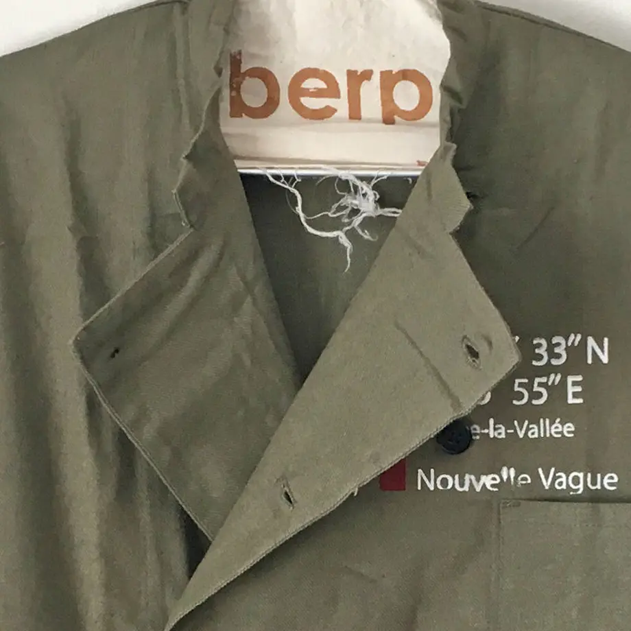 5ba9d16eef843f128a00027e