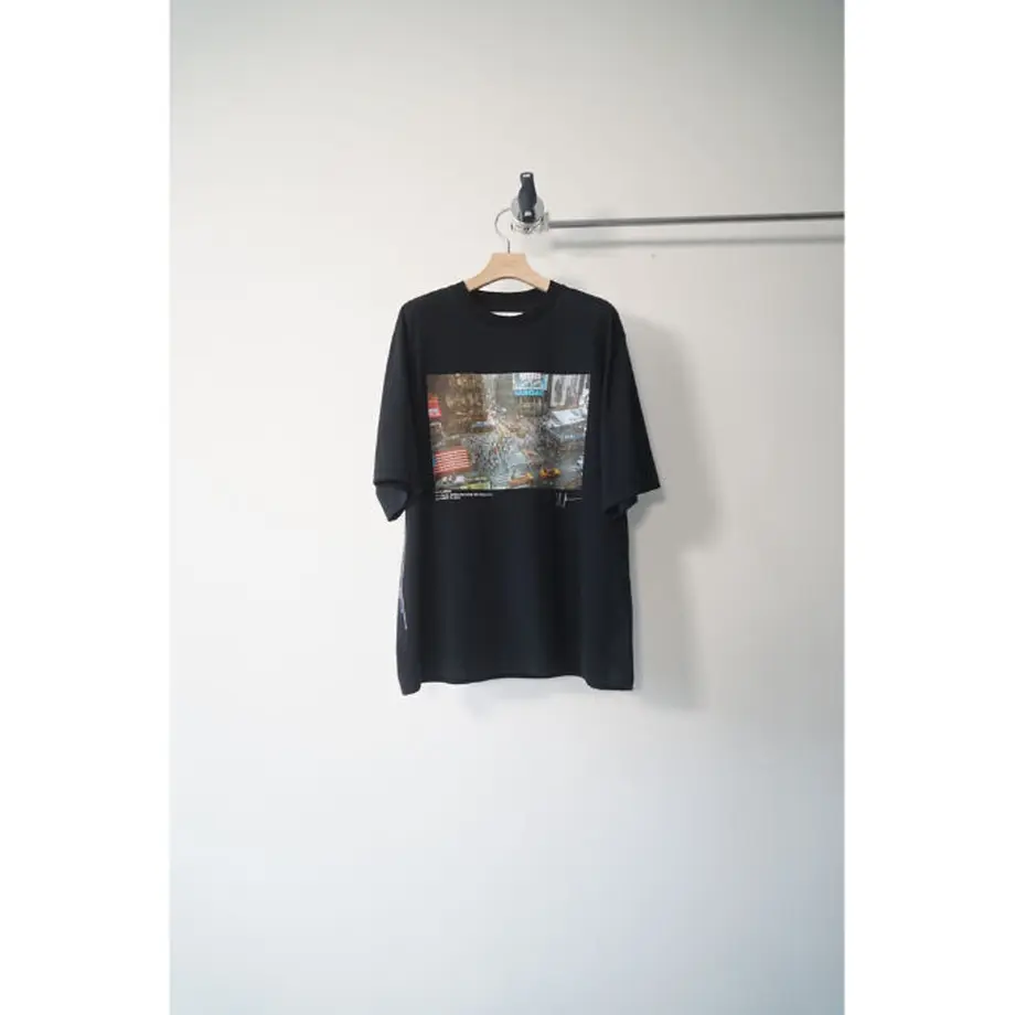 600bd1056e84d56b9395ff76