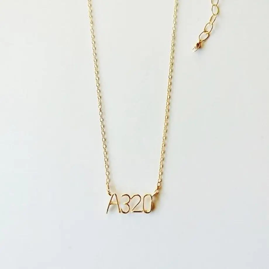 5dbea17aff78bd421f295311