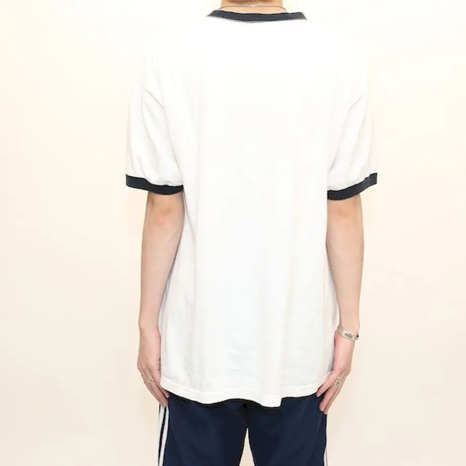 637d900ef80f1e0600b5d840