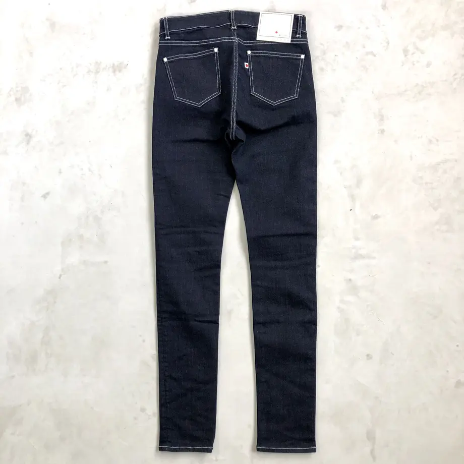 5cb97cb9d211bf0a6b102255