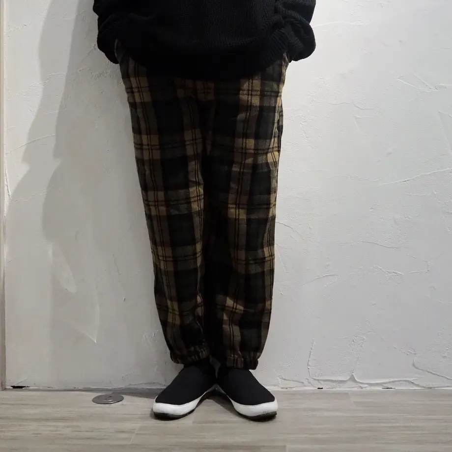 6135e149e1fb4c0abfdedd56