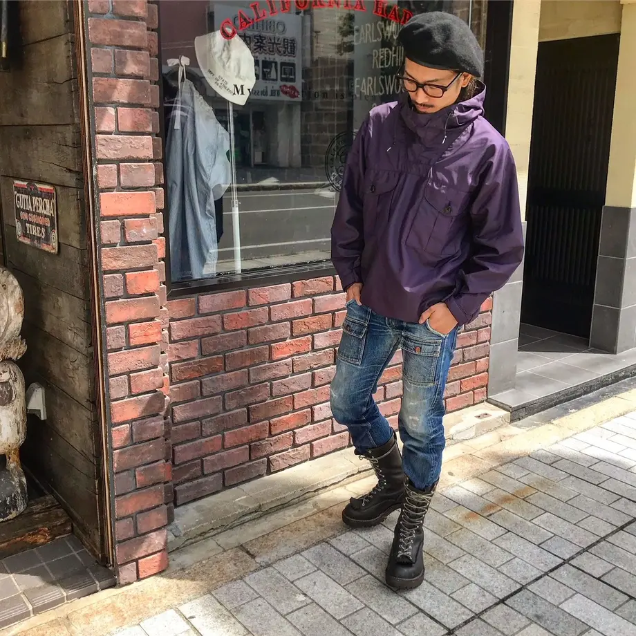 5b77a85a5f786642c300153e