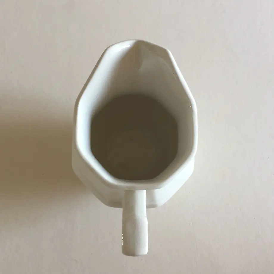 5c8dfd27785b8e32200e246a