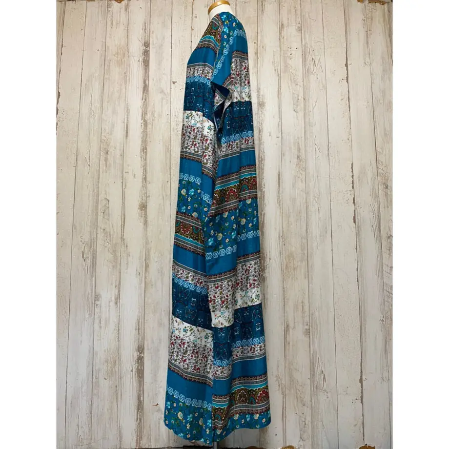 6100deb150a48a3b244a2703
