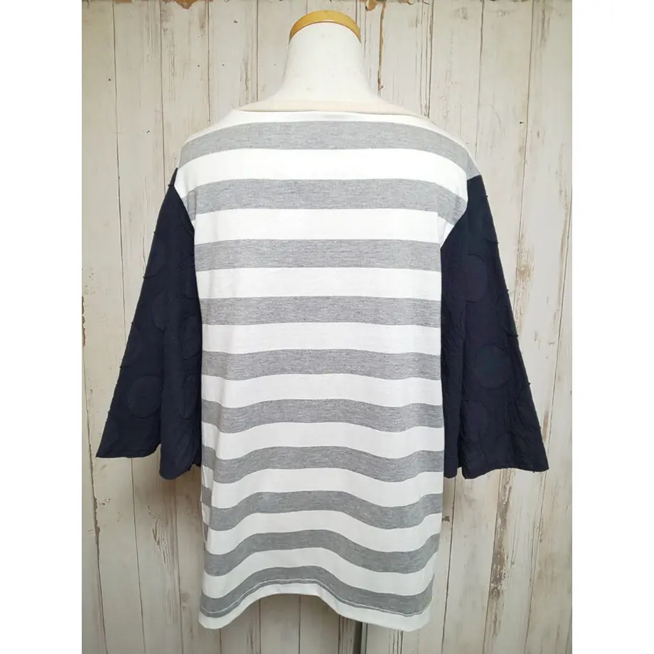 6100bb2f50a48a5db18f0180