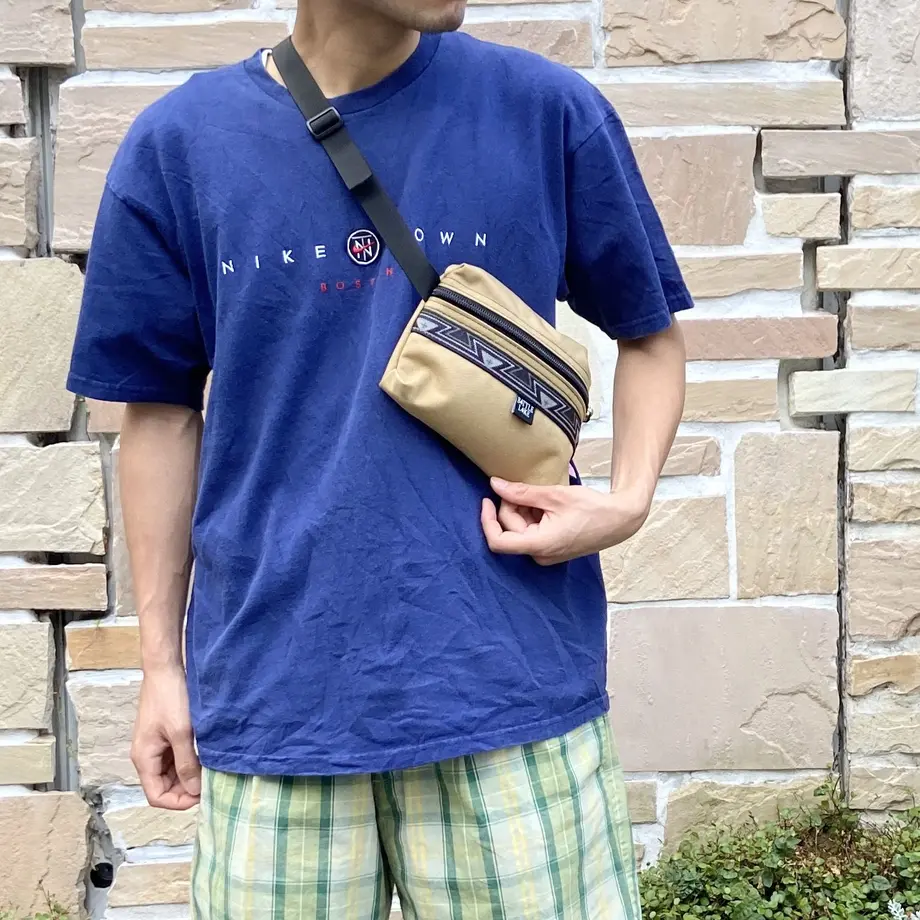 5ee1b1bfbd217877fc8cff0c