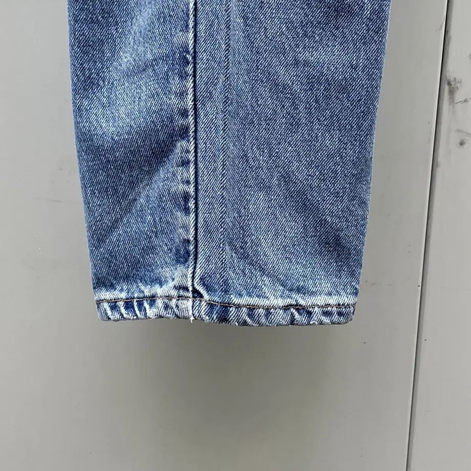 6379fc344aed195167a8ed38