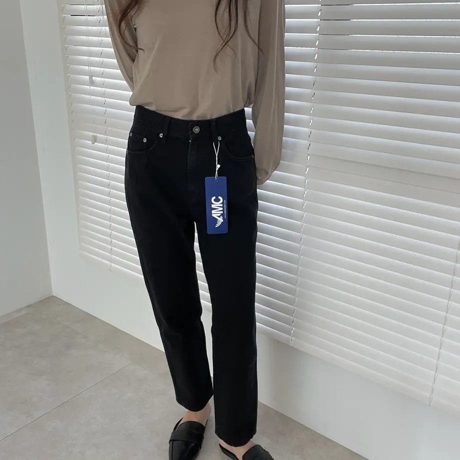 61557cc5a1027578819c7c8e