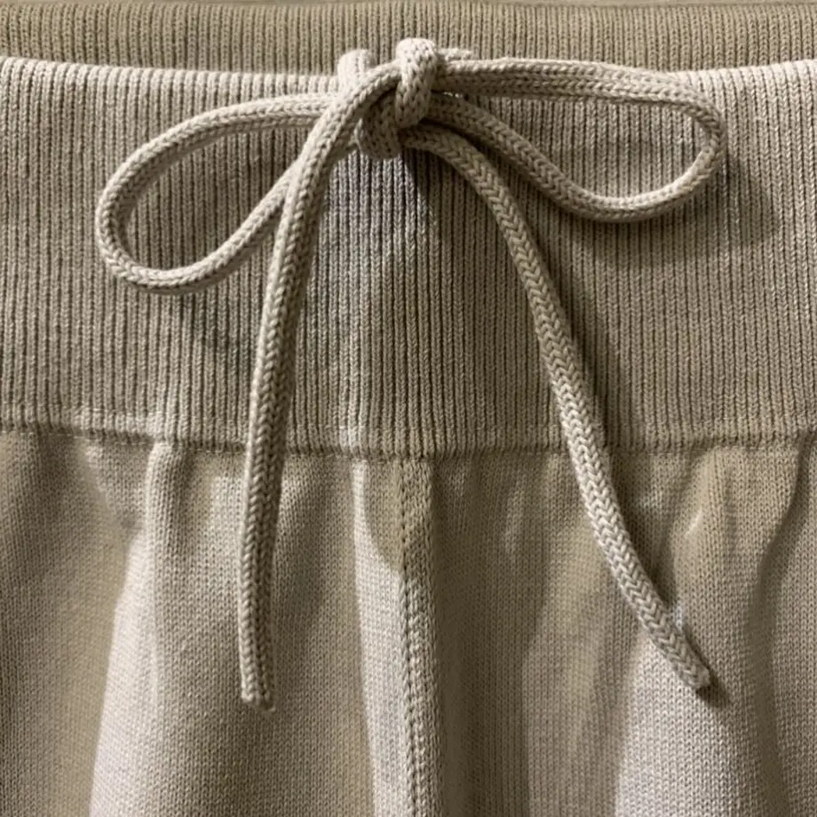 606c23e1230557219a6edc57