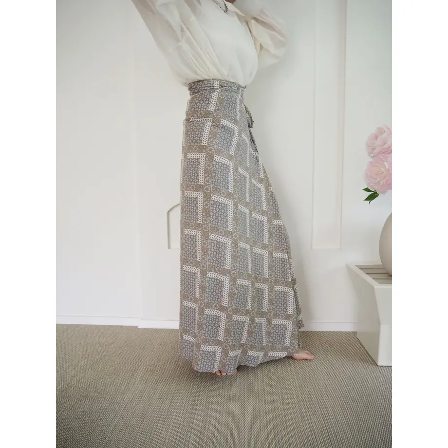 609dd52c8899be7a9bbab08c