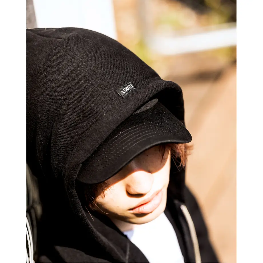 605d4a0d1e746b506ff8913b