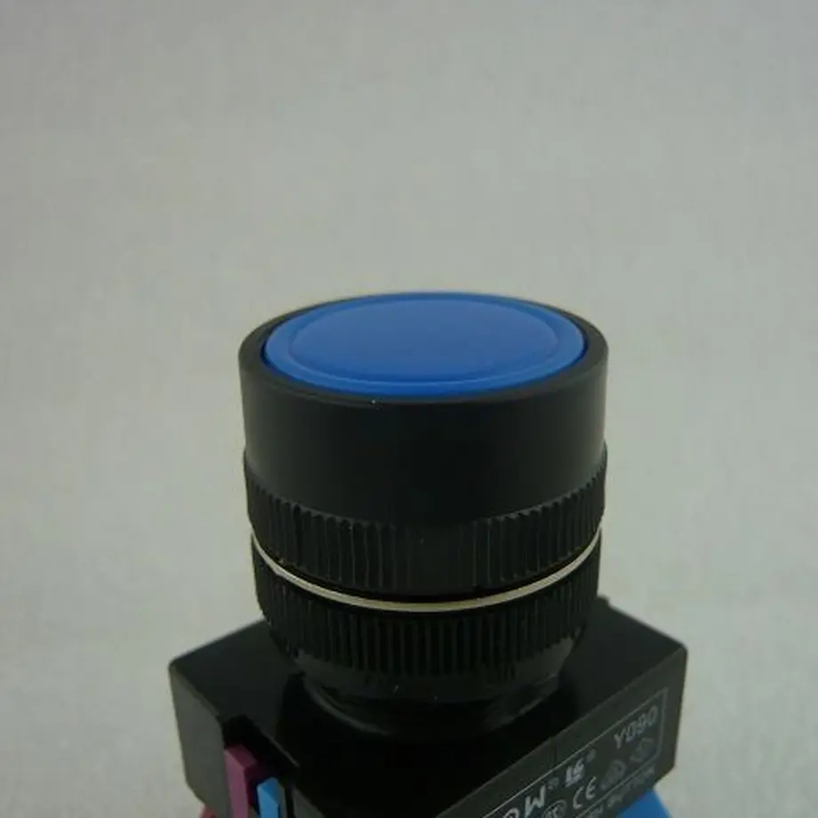 5ce875cc0376c61af1e4ee1c