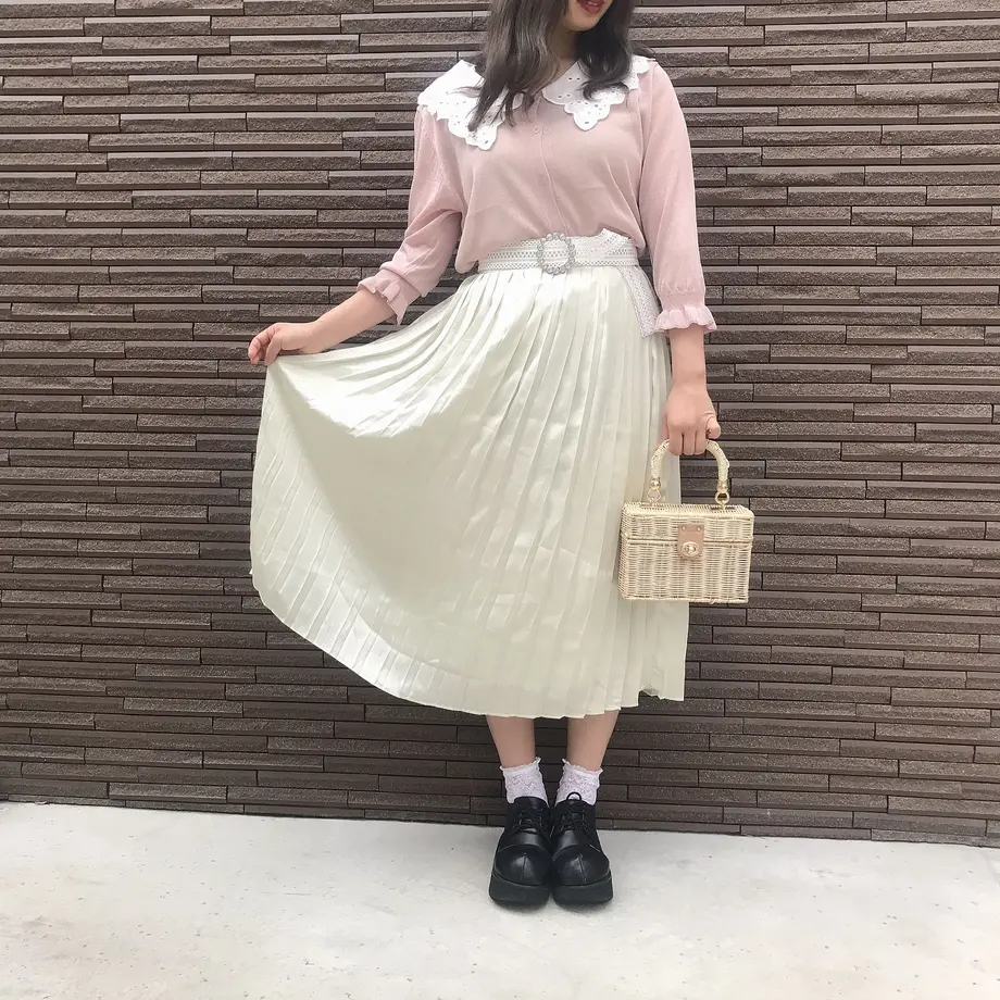 5cc10f87686ee20fb384f9b7