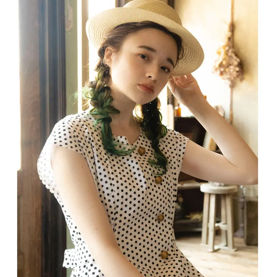 60bb275fa8755339ea5be282