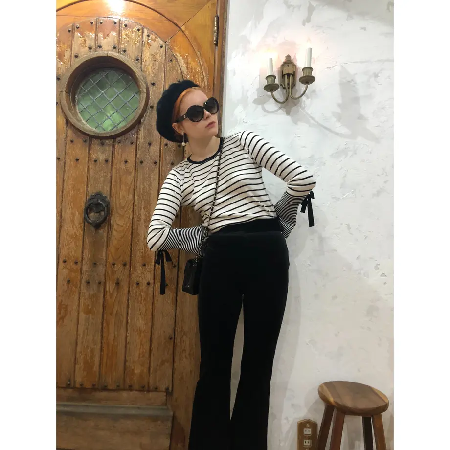 5bff9602c3976c64a3678374