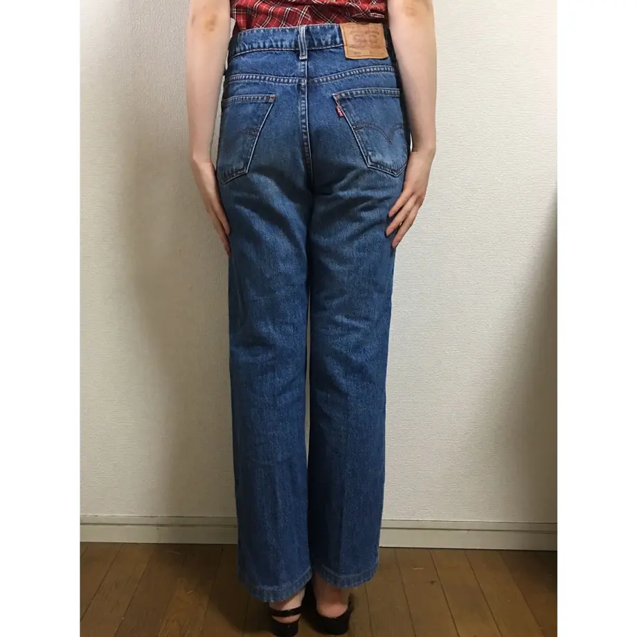 5b52e3ee5496ff45090048dc