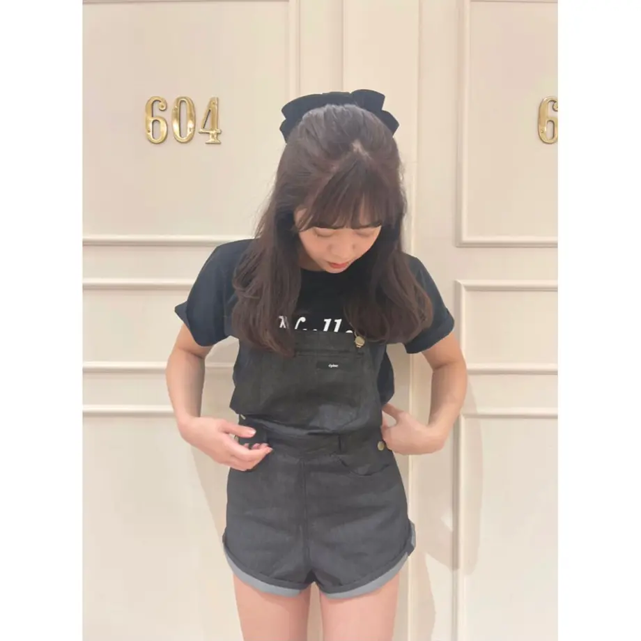 60b441fe8899be75ff25e283
