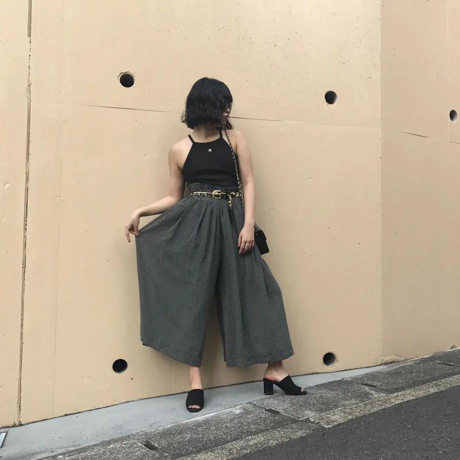 5949137af22a5b575f002249
