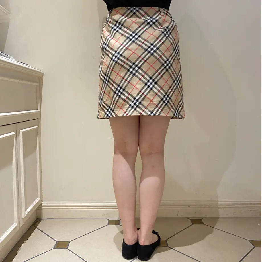 5ef04642561e171b9588ca6e