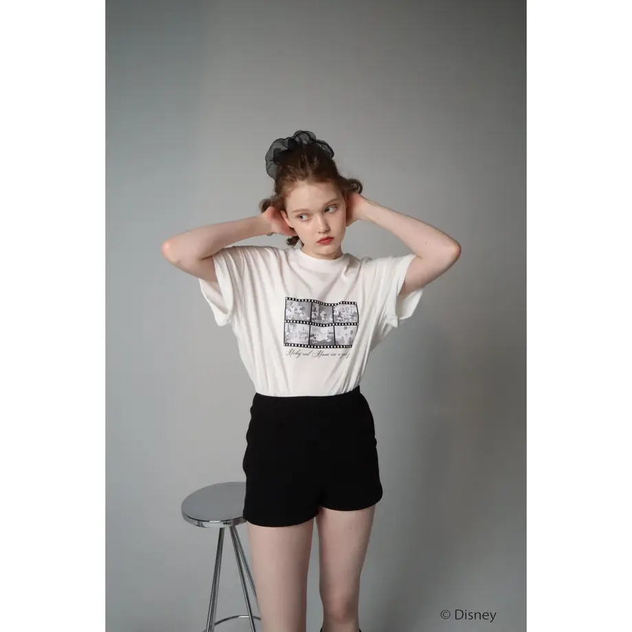 60fa829950a48a33d1a4164b