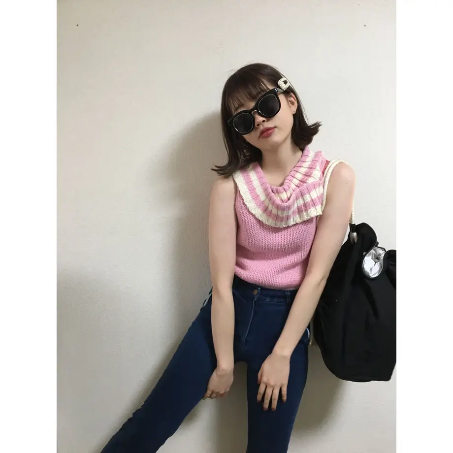 5a7feb3fc8f22c5cb70080e0