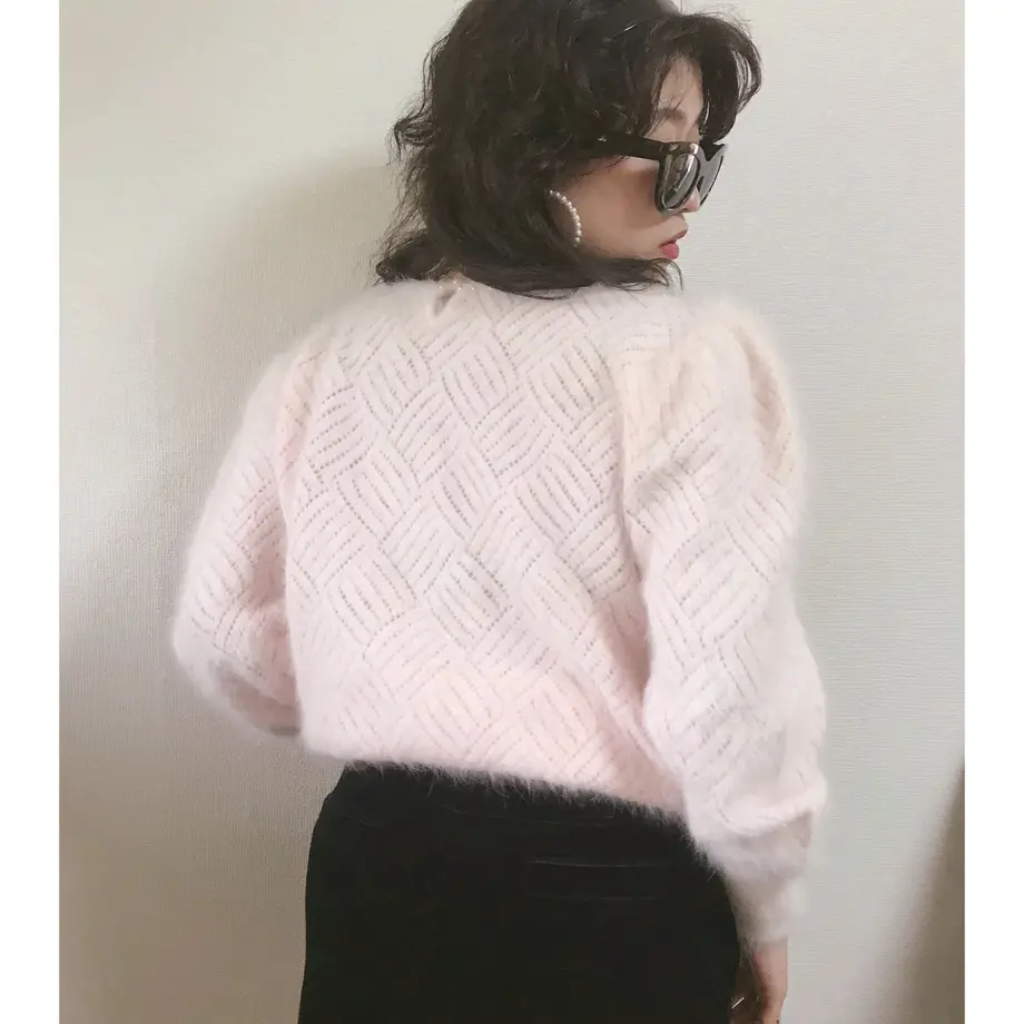 5b7ba863ef843f0ec9001e70