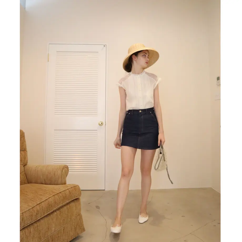 6003fd00df51592be7adc7f1