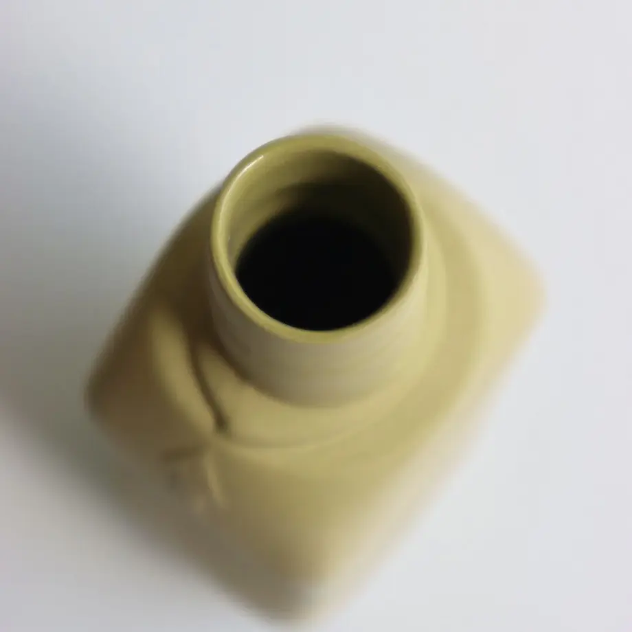 62736d837d11616fc651f647