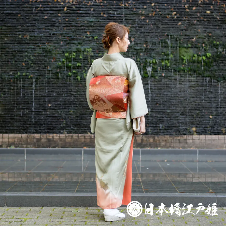 5d12cb37eb3ef9204b53d808