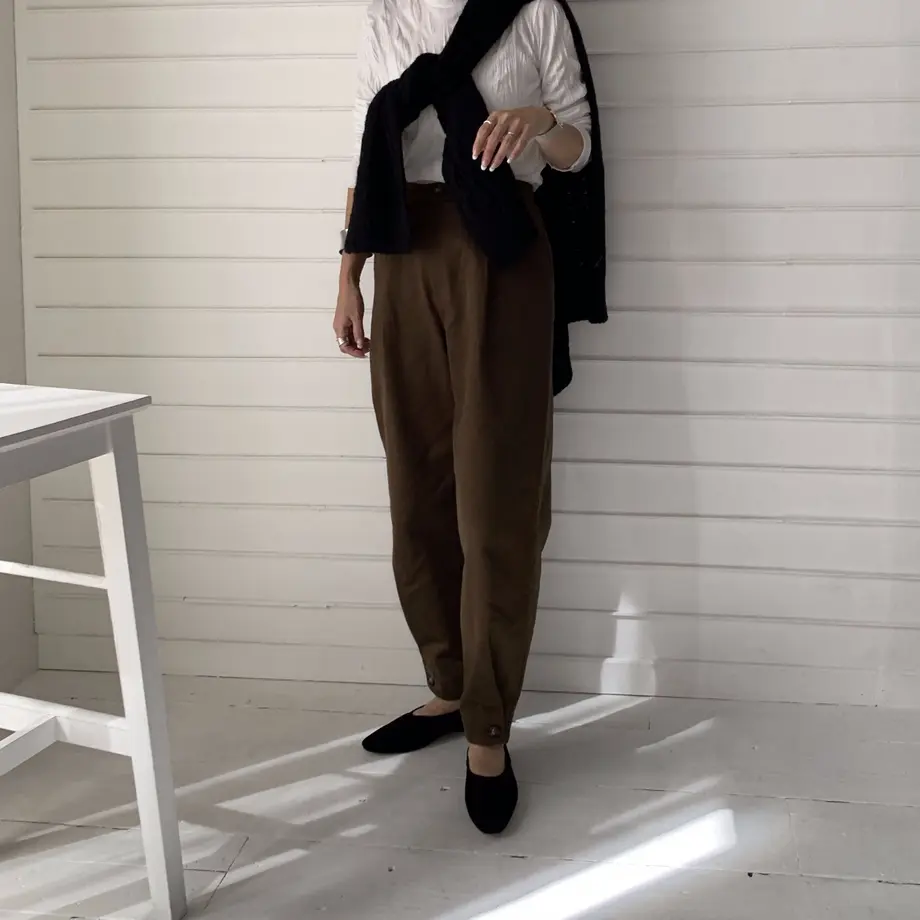 5db9305d9658032828ae4d73