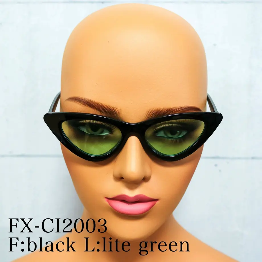 5c594411aee1bb58c5f4f811