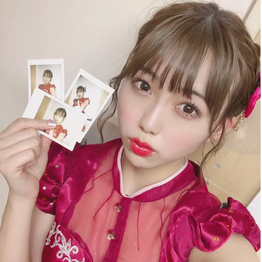 6118b1baf604a93d57fb33f2