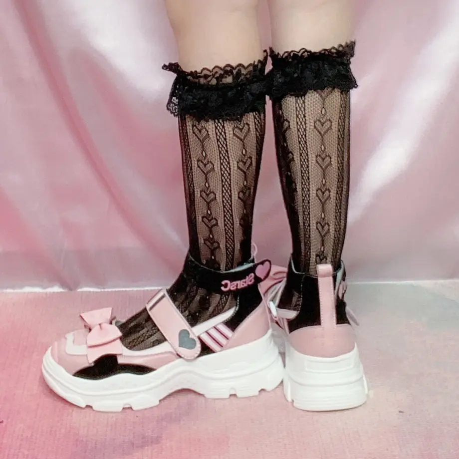 5f5b7b493ae0f4381e82db1e