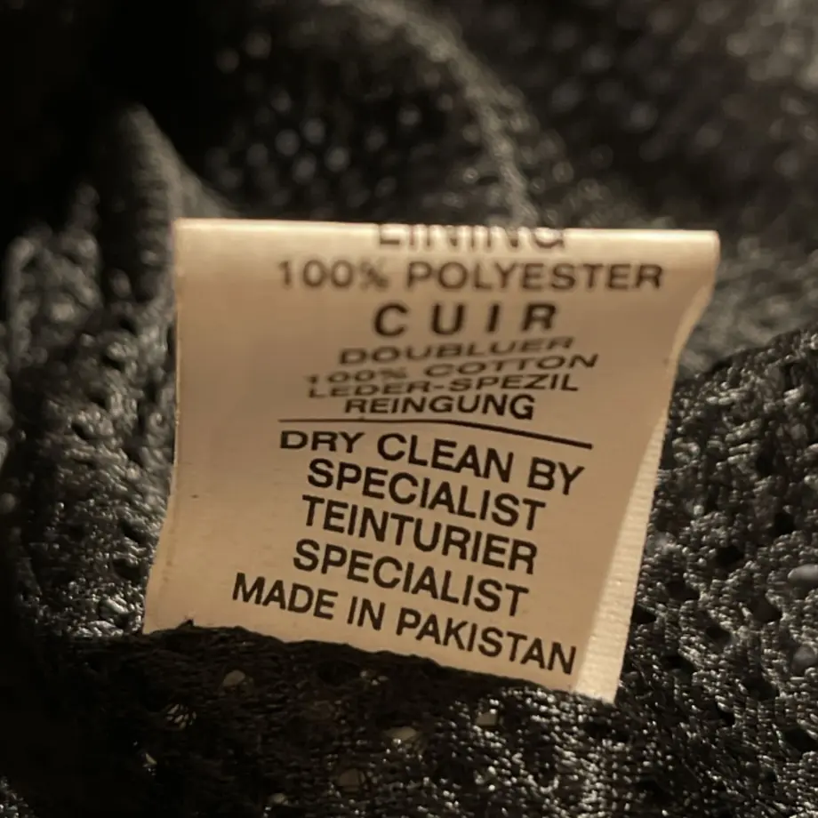 6323100a23c2aa17478fcb71