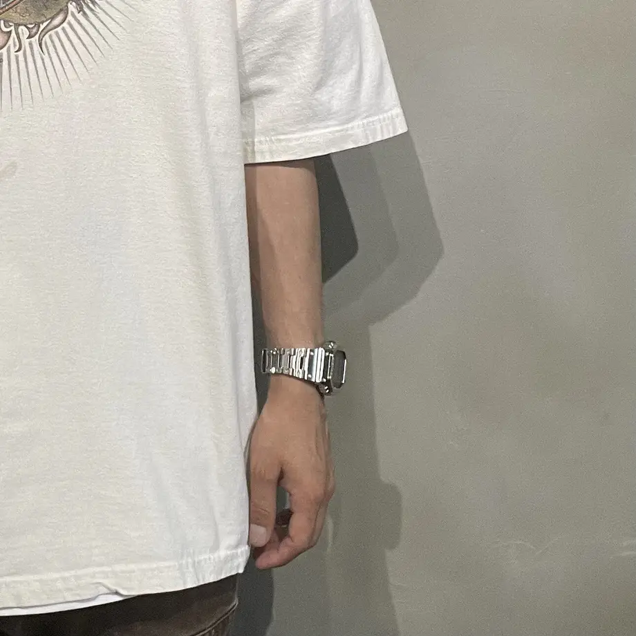62b980c25c698714cf875347