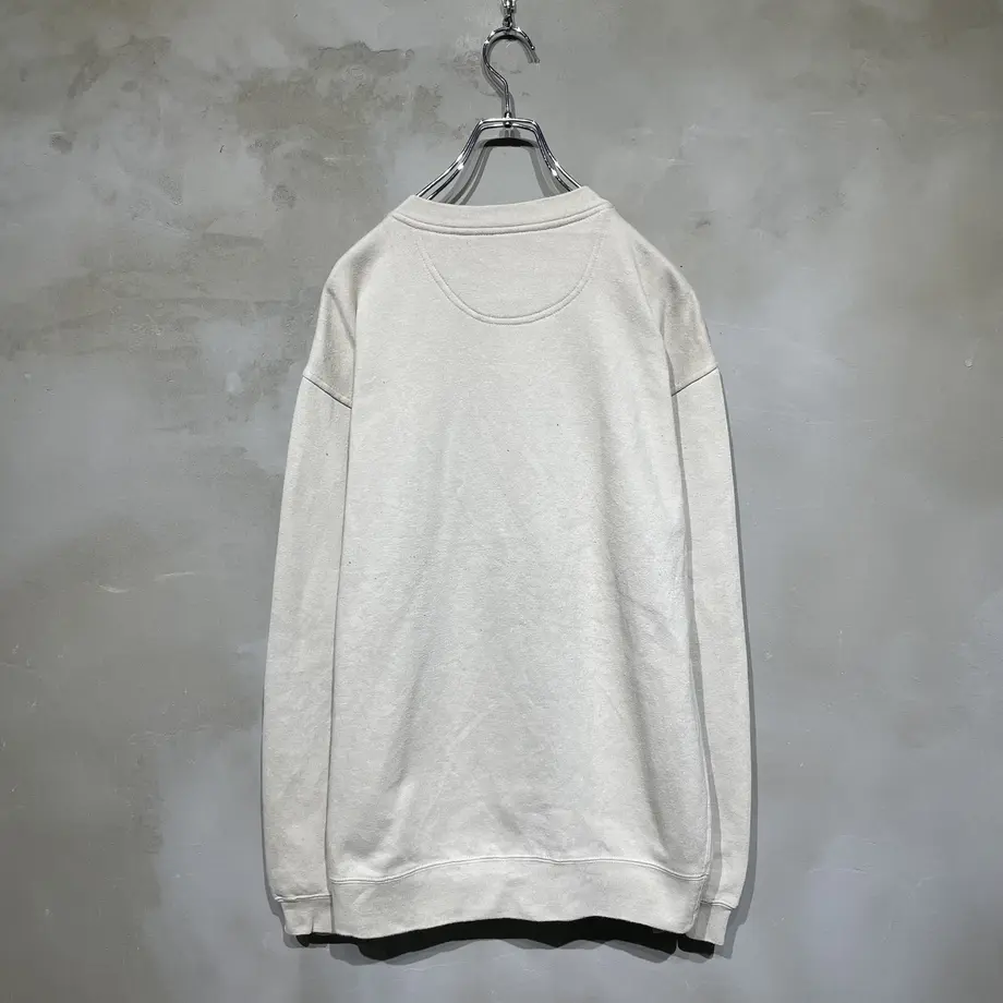 6194a3cf54ddd87a4502f1f4