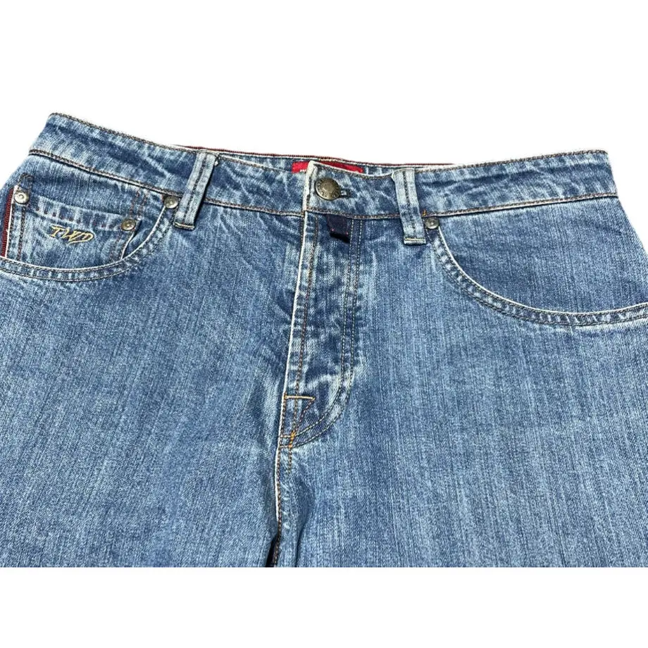 62a076cdd085ee066e3d7a1e