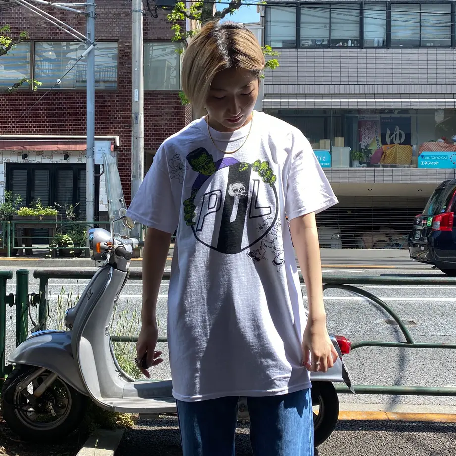 608f8718047a9d3a8628fa3d