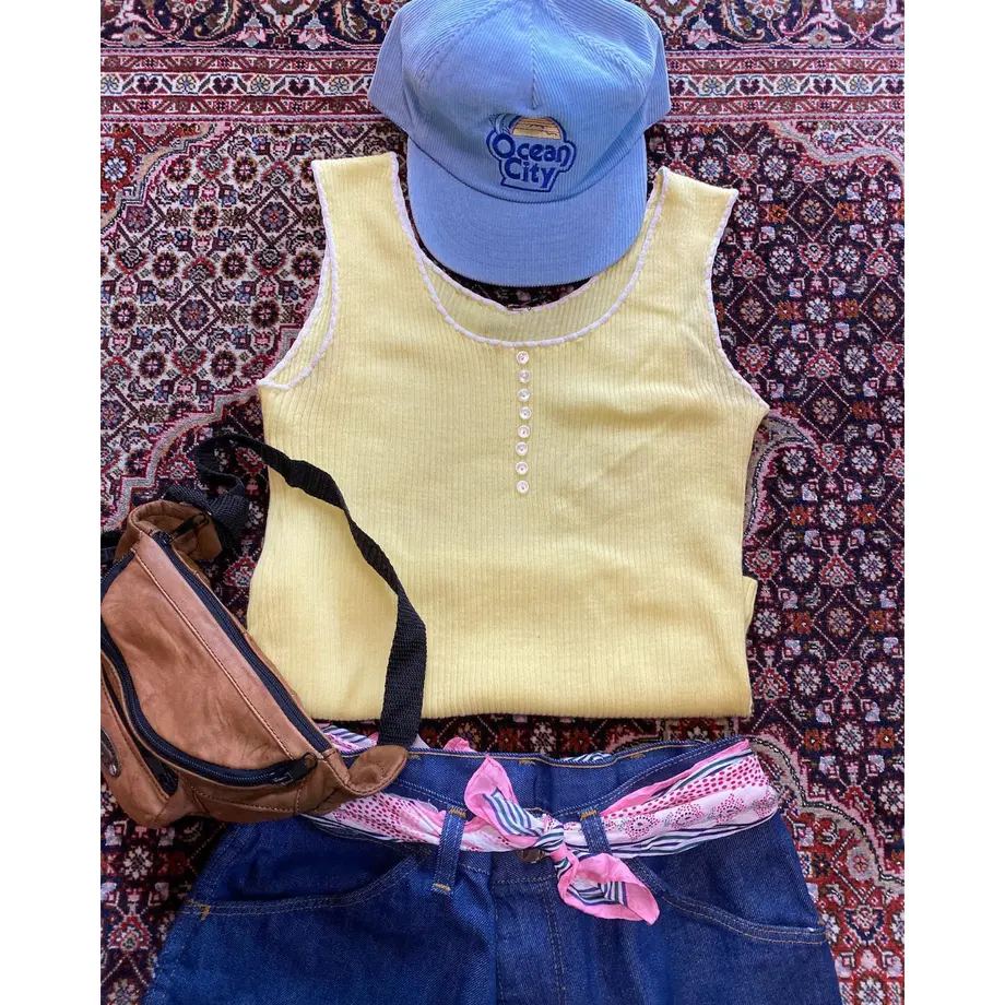 5f21000dafaa9d7df80693b9