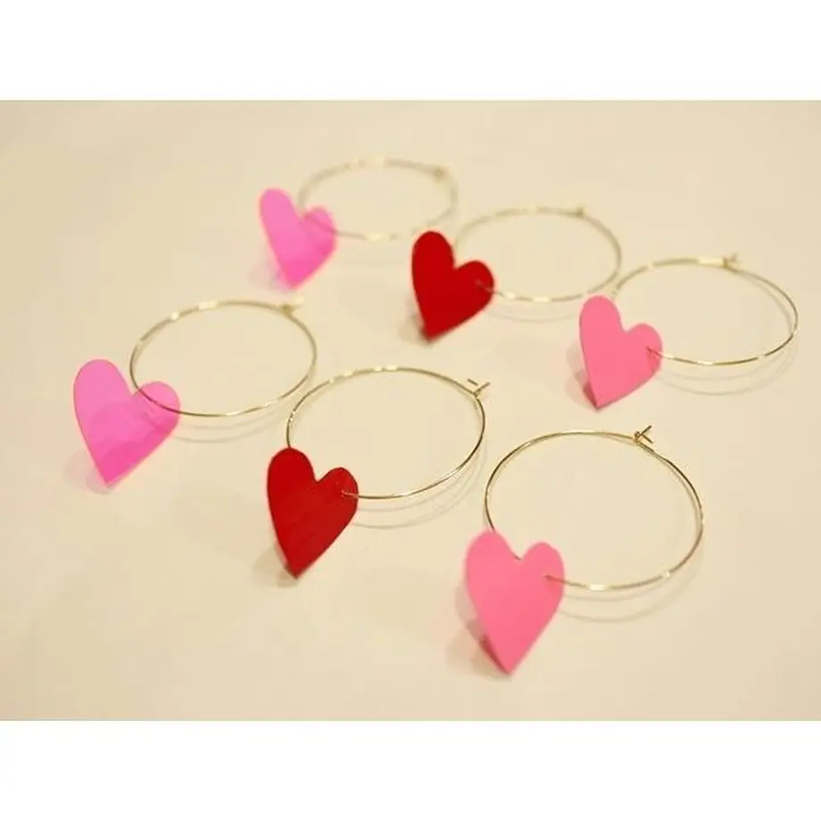 5cd6b8fbd211bf75b8757fe7