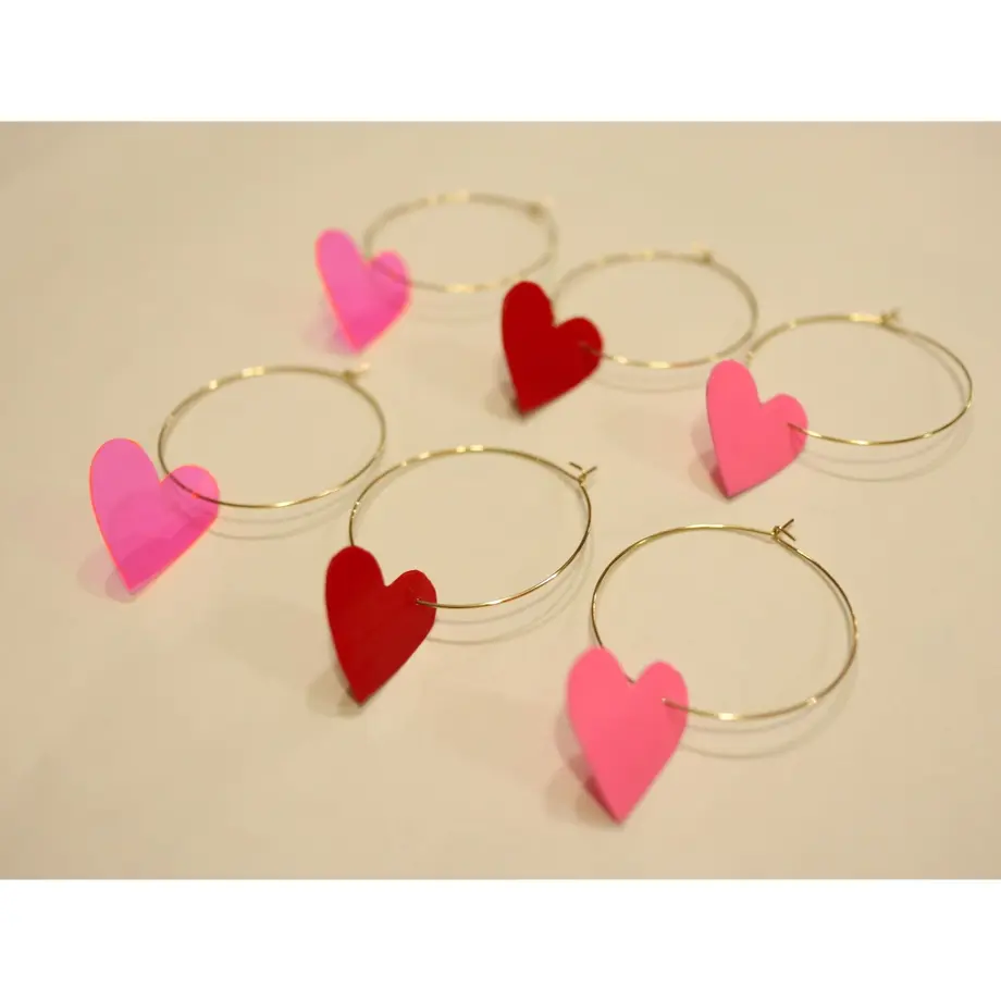 5cd6b8fbd211bf75b8757fe7