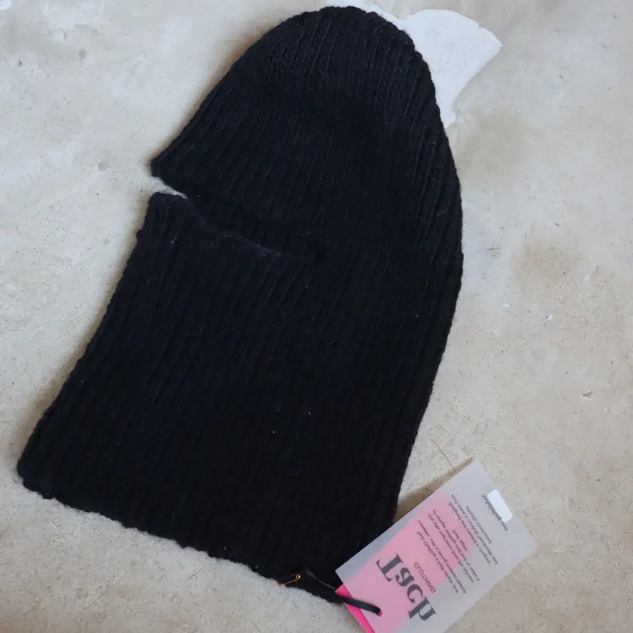637a0c524aed1956b5a8e708