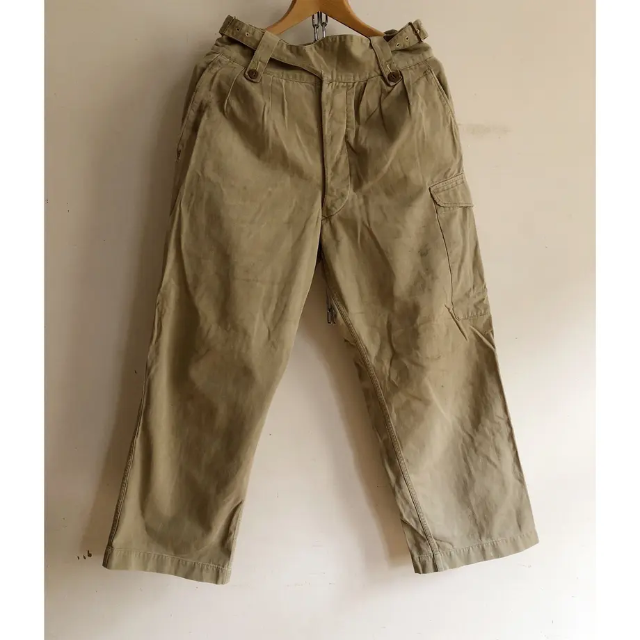 5bfd13fac3976c42210002e2